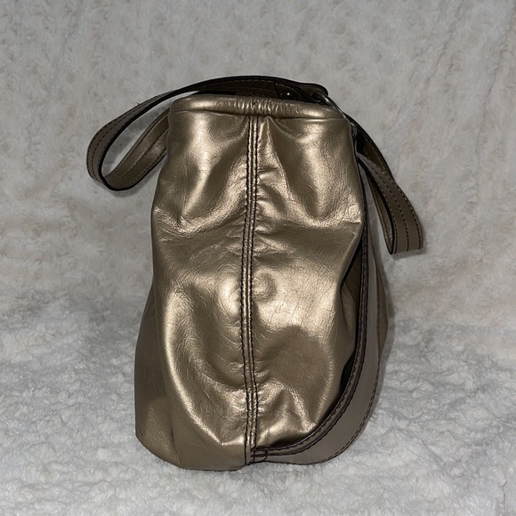NINE WEST Nine & Co. Gold/Bronze/Metallic Hobo handbag. Like new condition. - Picture 9 of 16